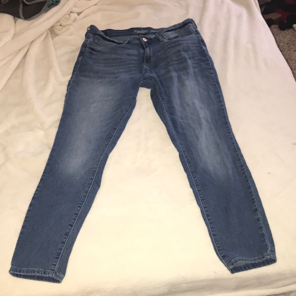 jeans
